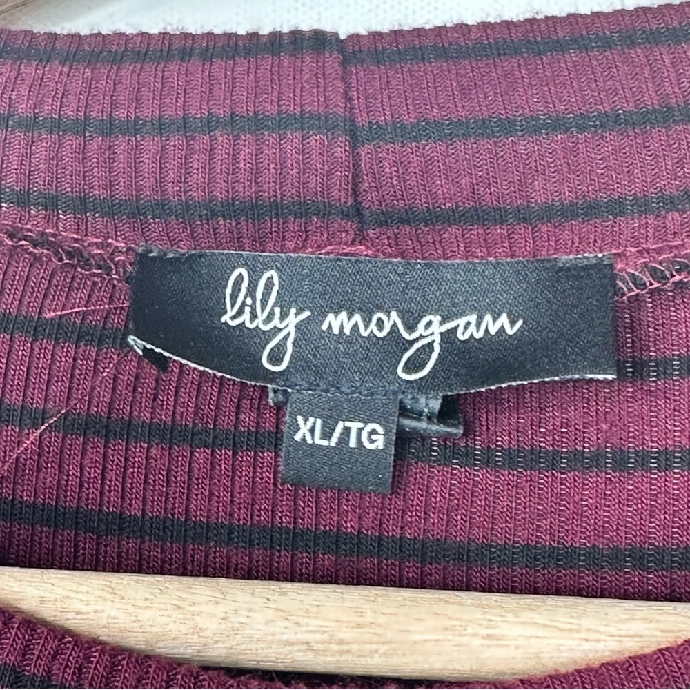 Lily Morgan Women Maroon Striped Pullover Top Keyhole Neck - Picture 6 of 8